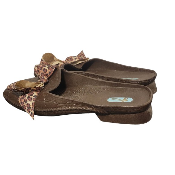 Okal Womens Brown Rubber Square‎ Toe Comfort Slip On Clog Flats Size M (7-8) - Picture 1 of 9